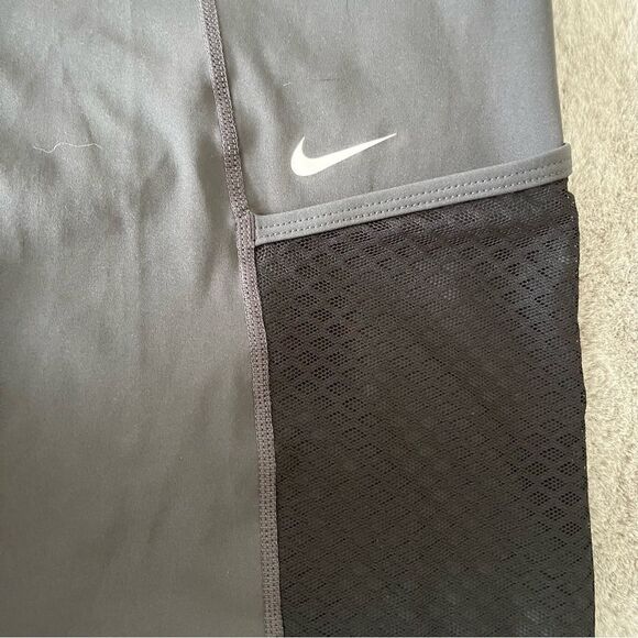 🔥 NWT Nike Women’s High-Waisted Training Shorts XXL – With Pockets! 🖤 - Picture 5 of 12